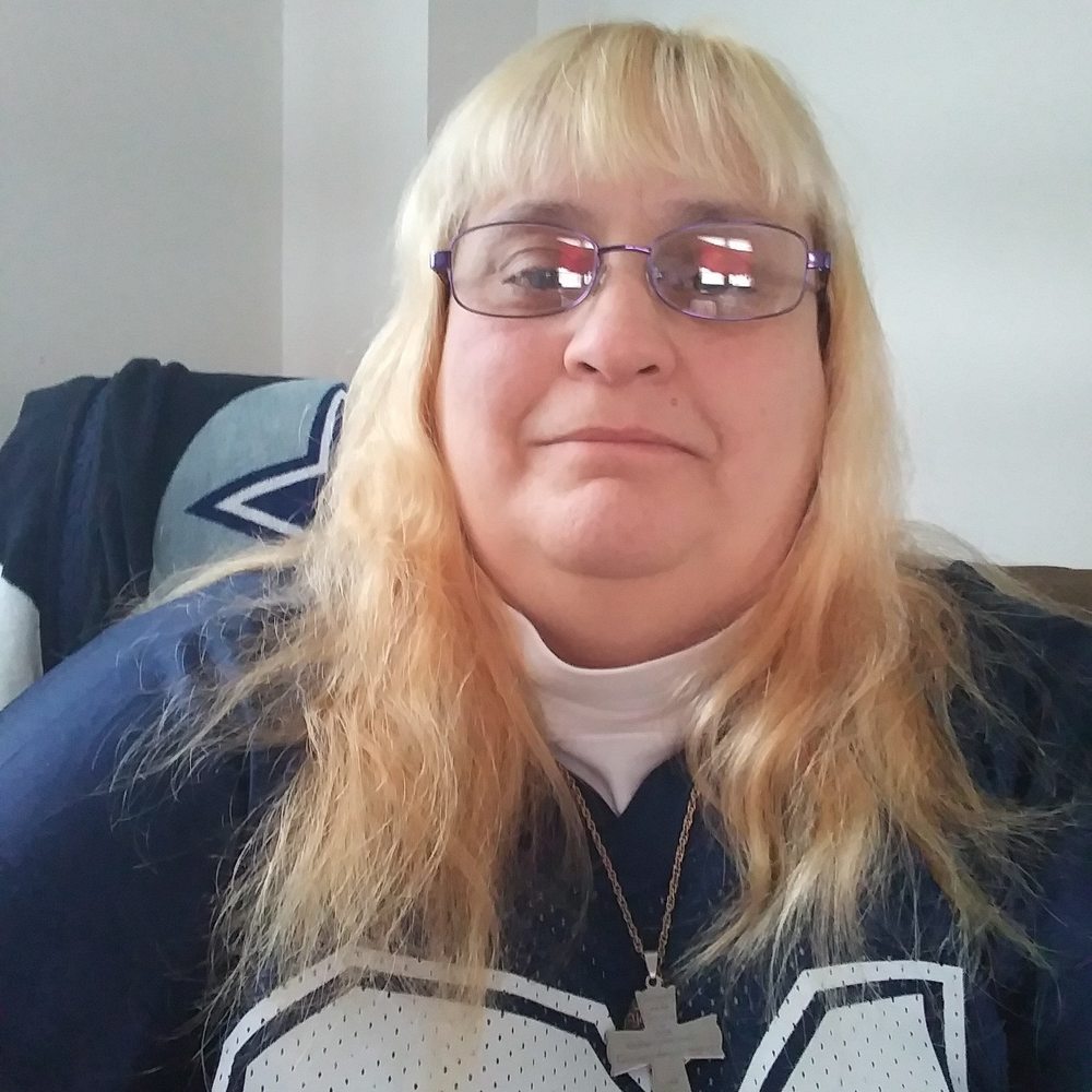 Meet your Posher, Denise